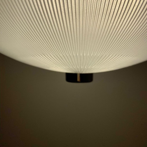 Image 1 of 1x Lámpara colgante de diseño espacial en vidrio y metal, Italia, década de 1960