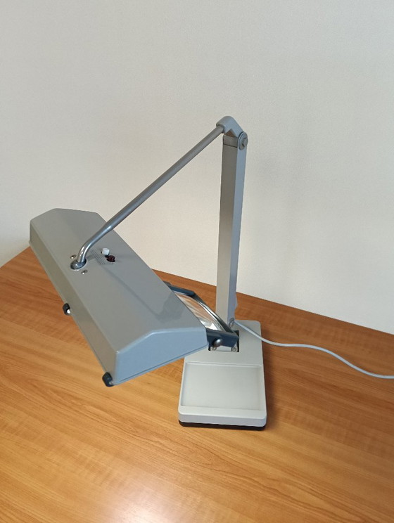 Lámpara de escritorio Waldmann Typ ST 208N – Lámparas de escritorio, Metal, Plástico (photo 12 of 16)