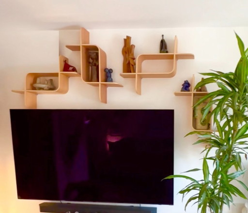 Schwebendes Wandregal Design 70s Space Age aus gebogenem Holz
