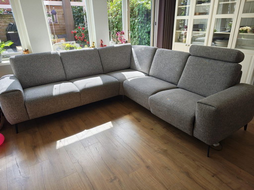 Divano angolare Montel con seduta regolabile - come nuovo!