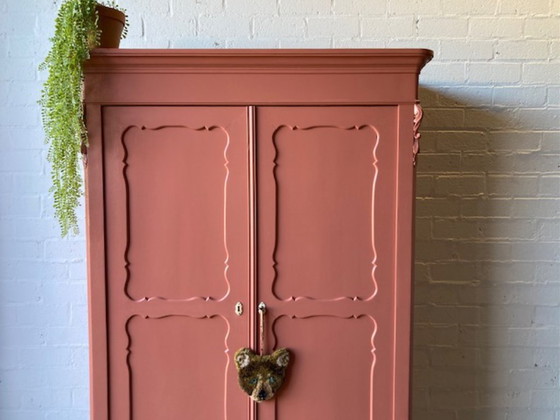 Image 1 of Antiker Porzellanschrank, Kleiderschrank, Kinderzimmerschrank, Spielzeugschrank