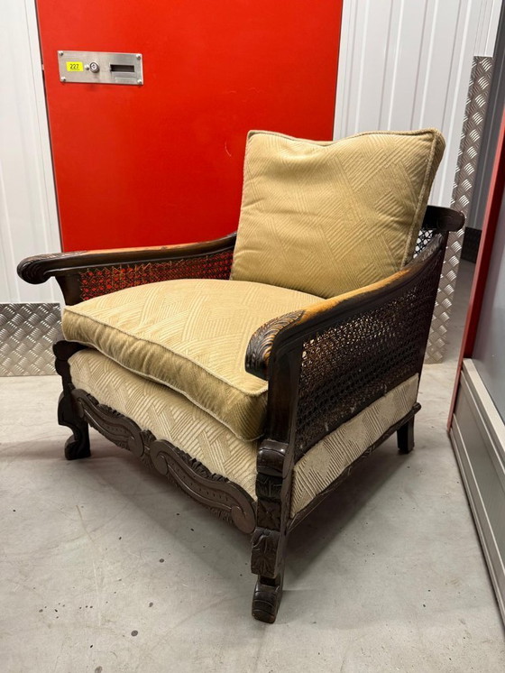 Image 1 of Bellissimo divano a 3 posti e poltrona in noce