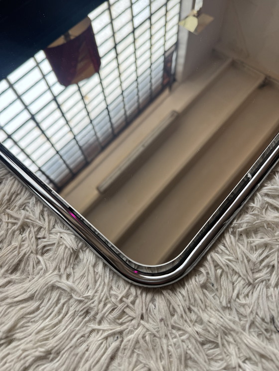 Image 1 of Spiegel met chroombuisdesign uit de jaren 70