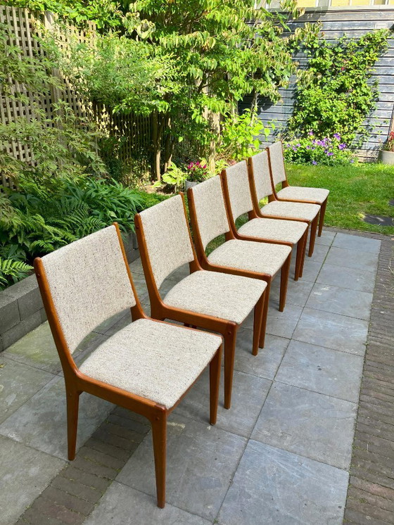 Image 1 of Eetkamerstoelen Johannes Andersen voor Uldum