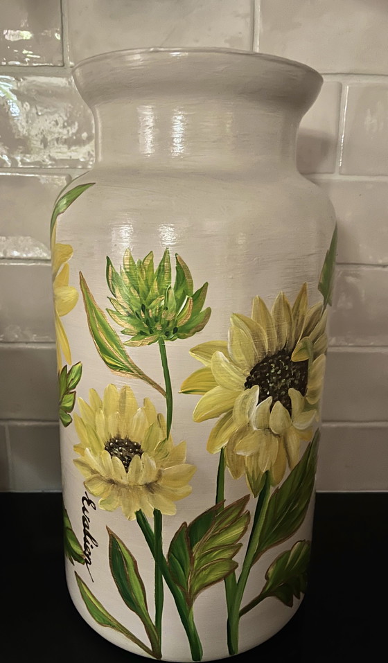 Image 1 of Hand-painted vase 'Sunflower'.