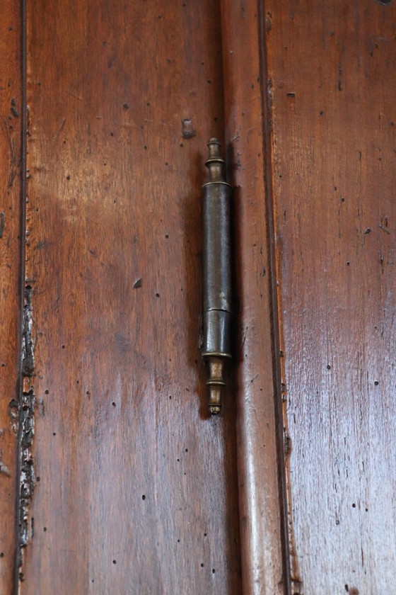 Image 1 of Raro armario antiguo en madera de álamo, Italia Mediados del siglo XVIII