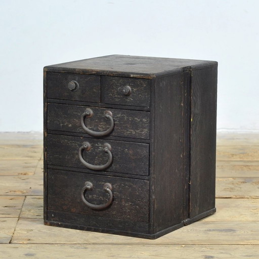 Small Japanese chest of drawers, circa 1900