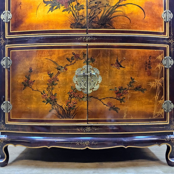 Armario chino antiguo con flores y pájaros en pan de oro / armario bohemio / armario oriental (photo 6 of 15)