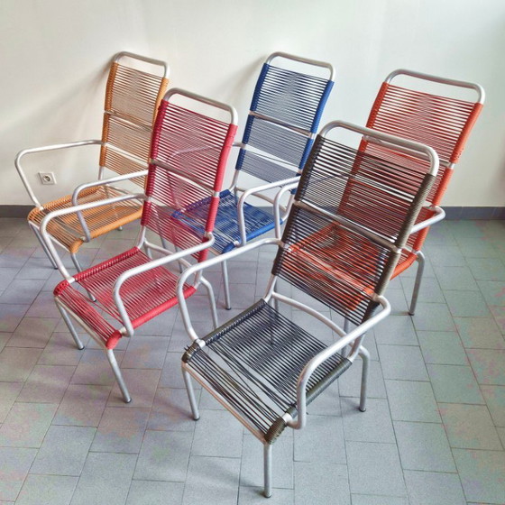 Image 1 of SET VAN 5 VINTAGE SCOUBIDOU FAUTEUILS UIT 1950, GEMAAKT VAN ALUMINIUM EN PLASTIC DRAAD.