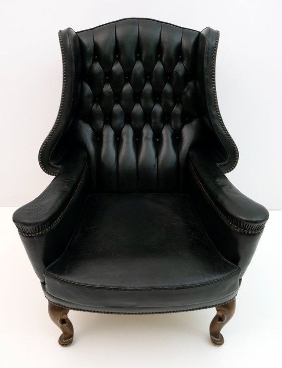 Image 1 of Georgische stijl Zeldzame originele Chesterfield leren fauteuil, jaren 1950