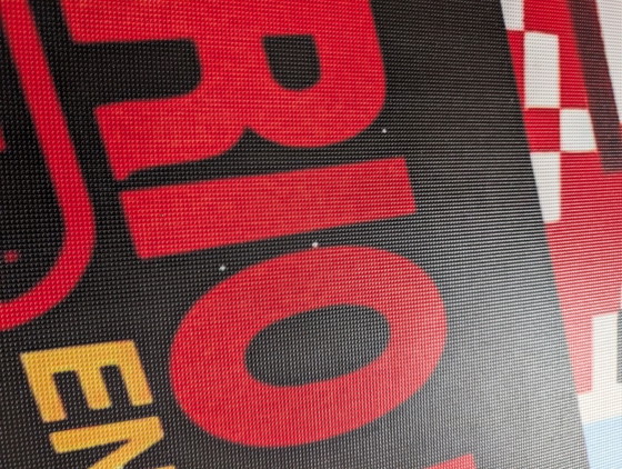 Image 1 of Nintendo Super Mario Bros banner / reclameposter