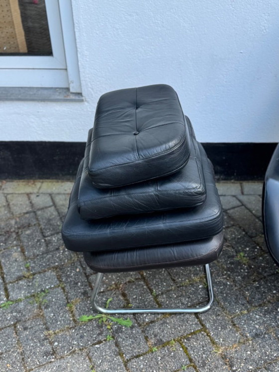 Image 1 of Vintage Bramia draaibare fauteuil met voetenbankje