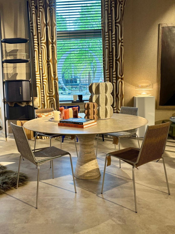 Image 1 of Alinea Angelo M Table de repas 160 Diamètre Argent Travertino