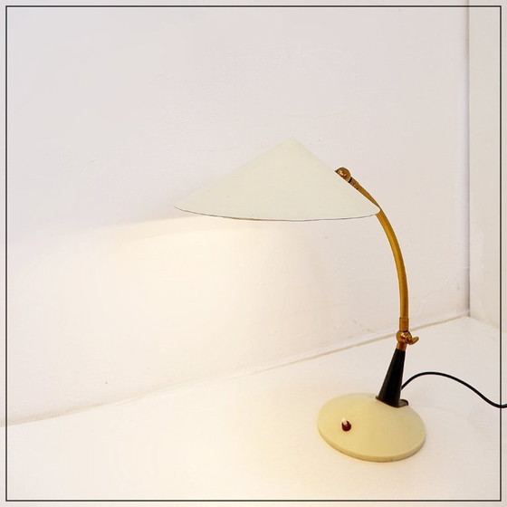 Image 1 of Lámpara de sobremesa o aplique Milano de Stilux en lacado blanco crema con detalles en latón