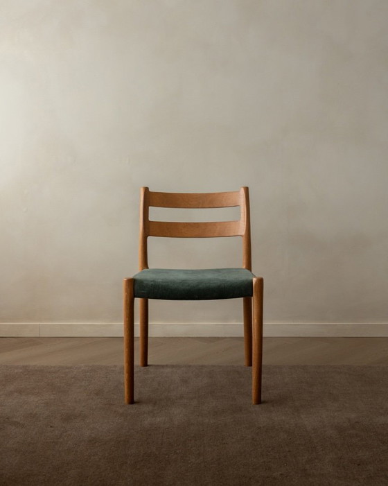 Image 1 of Sedie da pranzo modello 84 vintage in quercia di Niels Otto Møller per J.L. Møllers Møbelfabrik, Danimarca, anni '60, set di 4