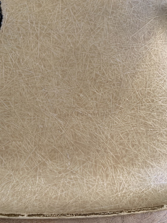 Image 1 of 2 sedie laterali vintage Eames Miller DSR in fibra di vetro color pergamena