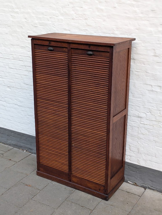 Image 1 of Mobile antico francese in rovere con doppia anta a serrandina - Armadio per archivio notarile (circa 1920)