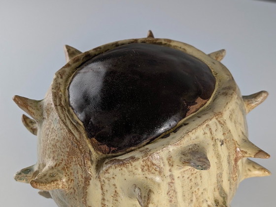 Image 1 of Große, organisch geformte Kastanienskulptur aus glasiertem Steinzeug, 20. Jahrhundert