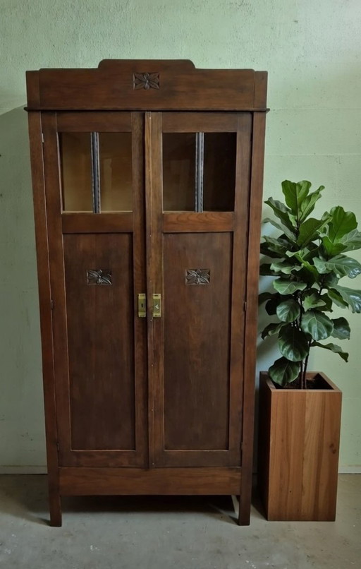 Kleiner Art-Deco-Kleiderschrank, Sideboard, Vitrine