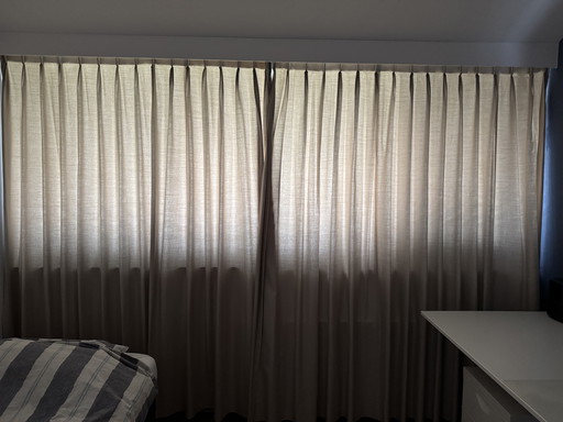 Schöne beige Vorhänge 2x 160 cm br und 220 cm hoch