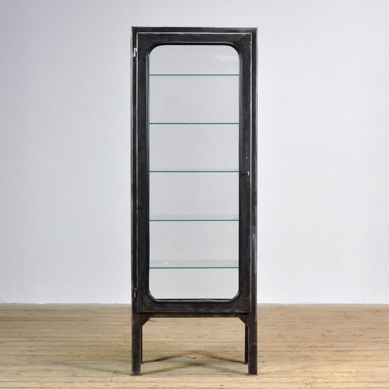 Vintage Polished Medical Cabinet, 1970s – Display cabinets, Glass, polished steel (photo 2 of 9)