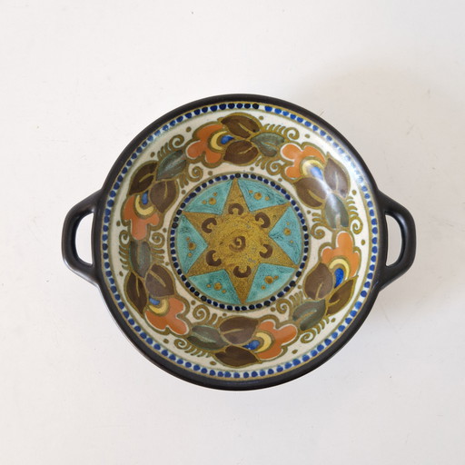 Danier Gouda Plateel bowl art nouveau