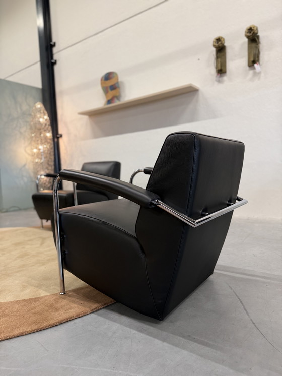 Image 1 of 2 poltrone Leolux Scylla in pelle nera