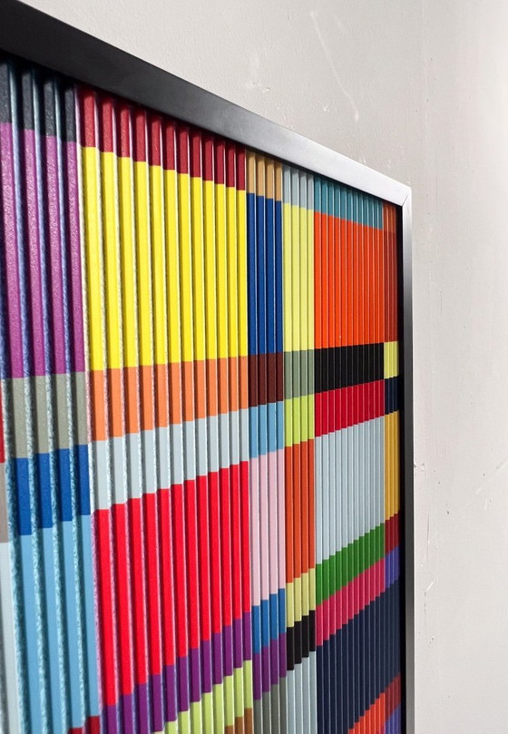 Image 1 of Lena László pour Studio Exactly, Relief lenticulaire/3D sur plaque d'aluminium avec laminage, « 210 formes géométriques », é