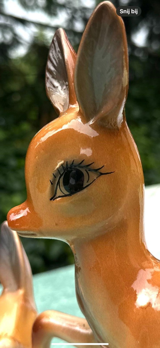 Image 1 of Deux Bambies en guise de cérémonie pour les non réclamés - Relique néo-infantile (n° 1)