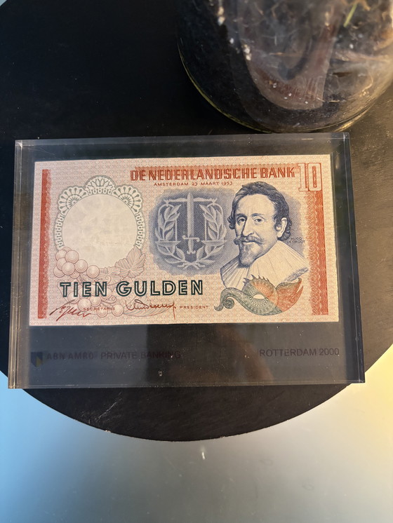 Image 1 of Dutch 10-guilder banknote from 1953, also known as the 'Hugo de Groot' banknote.
