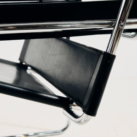 MK11558 B3 / Sedia Wassily di Marcel Breuer per Gavina – Poltrone, Leather (photo 10 of 21)