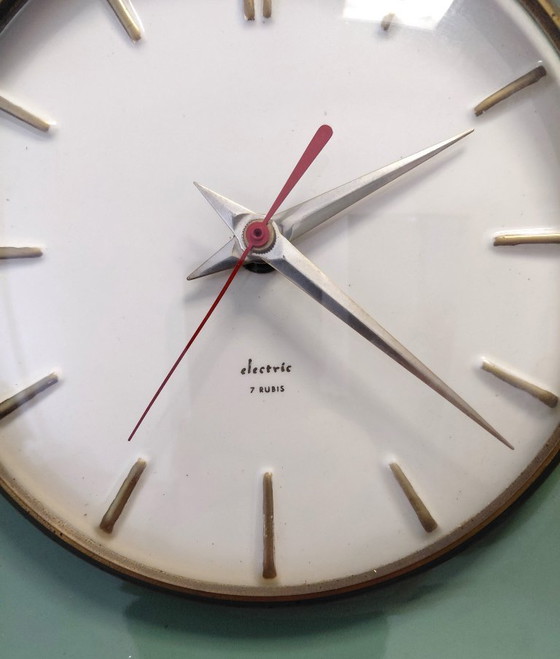 Image 1 of Sixties kitchen clock electric mod 7805G