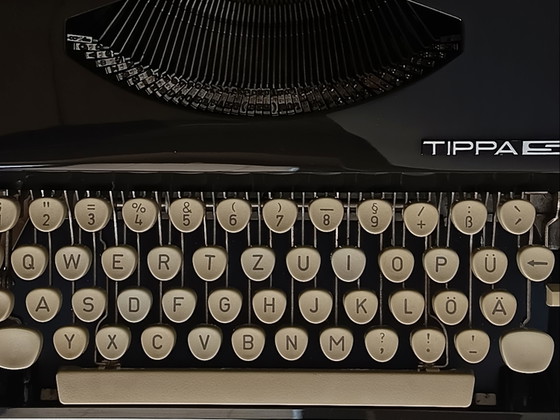 Image 1 of Machine à écrire Adler Tippa S restaurée (1971) QWERTZ
