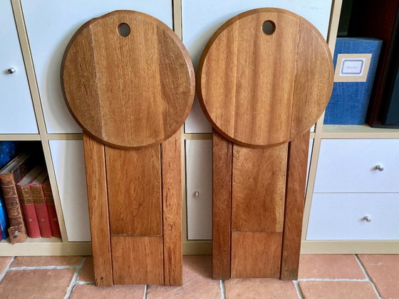 Image 1 of Een paar vintage Bankotte klapstoelen van massief cederhout, geïnspireerd op de "Suzy"-stoelen van Adrian Reed.