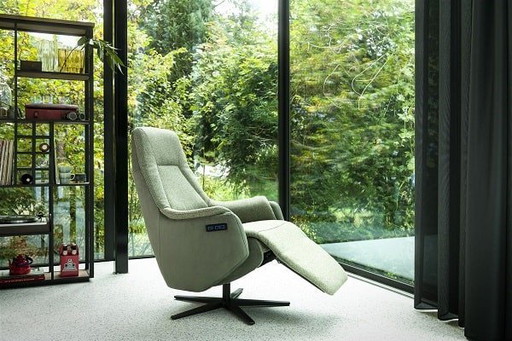 Henders und Hazel Hestia Sessel