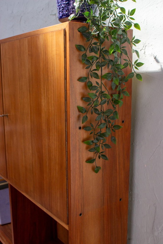 Image 1 of Buffet haut vintage, commode style années 60