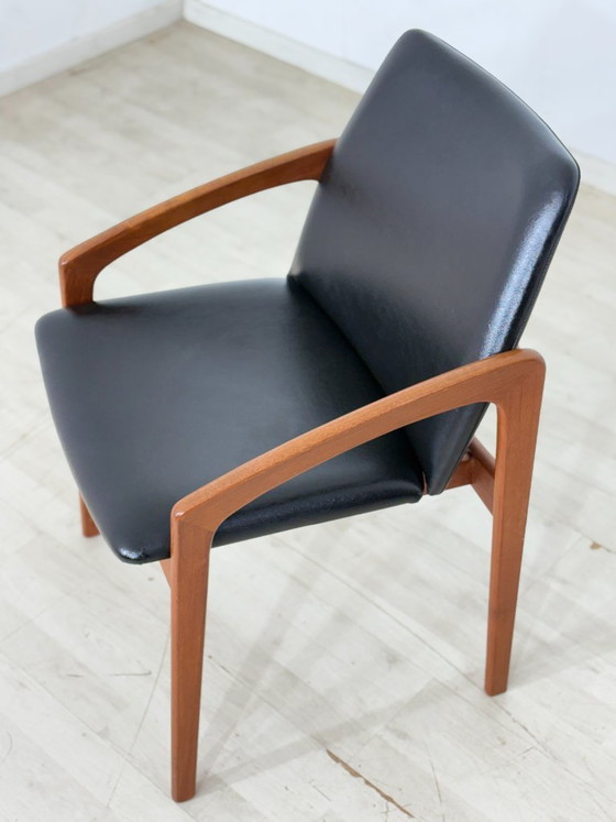 Deense designfauteuil uit het midden van de 20e eeuw / Teakhouten stoel / Fauteuil uit de jaren 60 / Deense (photo 6 of 10)