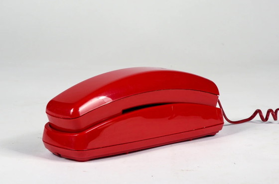 Red Plastic Wall or Desk Telephone, CAT Brand, with Three-Pole Connection, Italy 1980, Decorative Objects (photo 8 of 10)