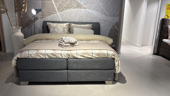 Image 1 of Somier Lincoln