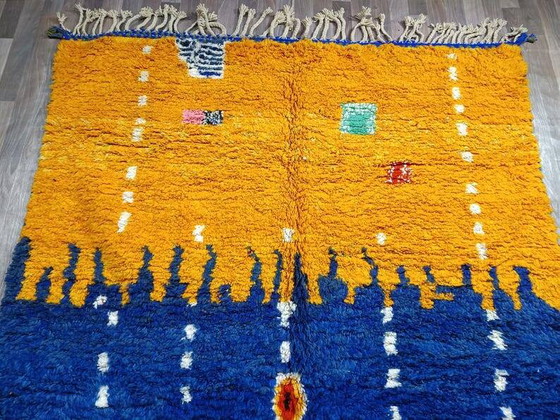 Tapis berbère marocain traditionnel 250cm x 150cm (photo 5 of 12)
