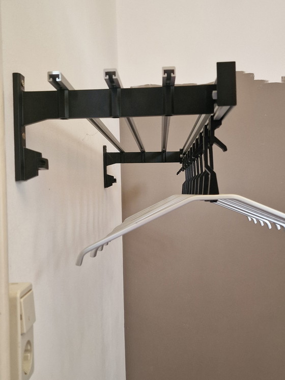 Image 1 of Overtoom-Garderobe, schwere Qualität, 10 Bügel