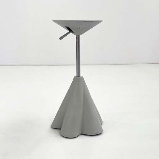 Sgabello girevole di Philippe Starck per Presence Paris/L’Oréal, anni '80 – krukjes, Metal, Plastic (photo 2 of 10)