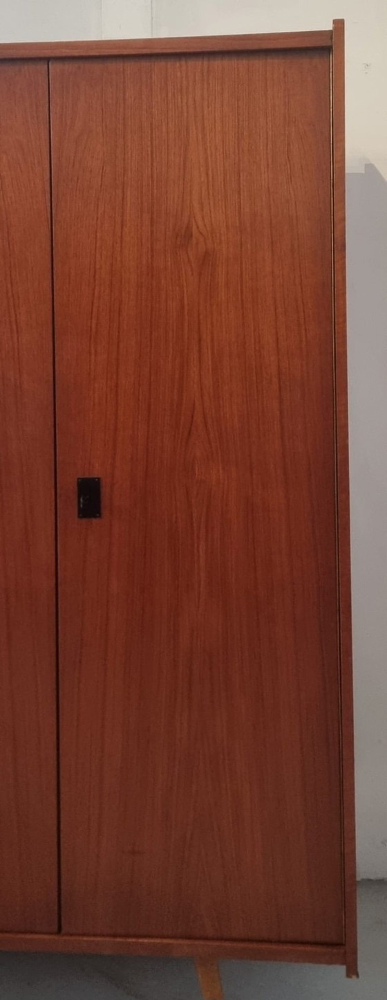 Mid Century kledingkast – Kledingkasten, Hout (photo 6 of 24)