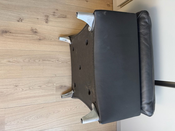 DeSede DS23 black leather design footstool – de Sede, Footstools & poufs, Metal (photo 4 of 6)