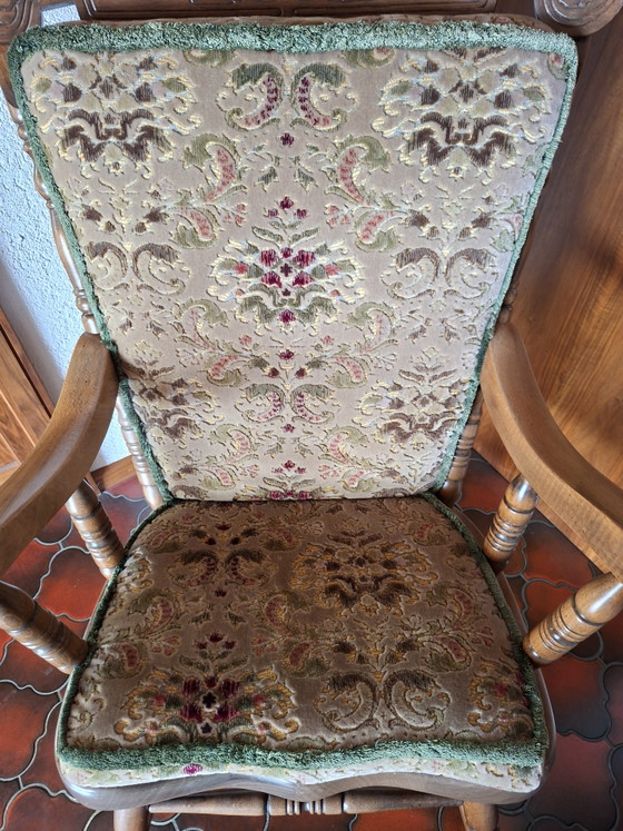 Sedia a dondolo vintage con intaglio a rosa e arazzo Gobelin / Legno massello – Sedie a dondolo, Wood, Textile (photo 3 of 5)