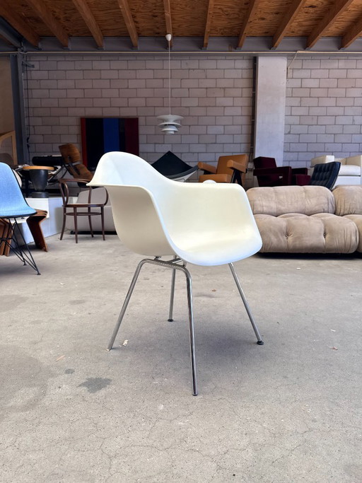 Silla Vitra Eames DAX – eetkamerstoelen, Metal, Plastic