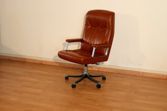 Image 1 of Tecno P126 Chefsessel, entworfen von Osvaldo Borsani für Tecno im Jahr 1966