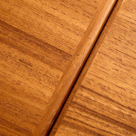 Image 1 of MK9798 Table de salle à manger en teck restaurée