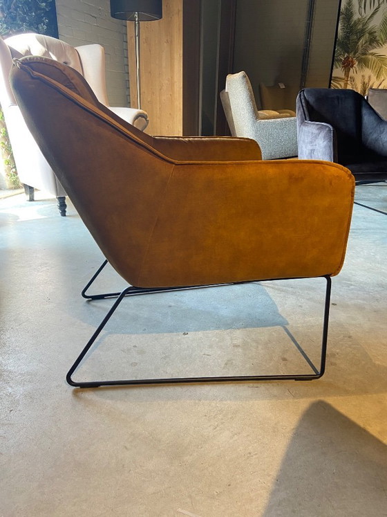 Image 1 of Yuni Armchair