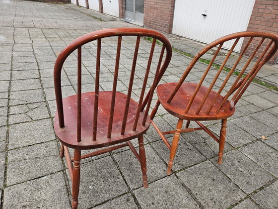 Image 1 of Set van 2 vintage Windsor spijlenstoelen - jaren '60